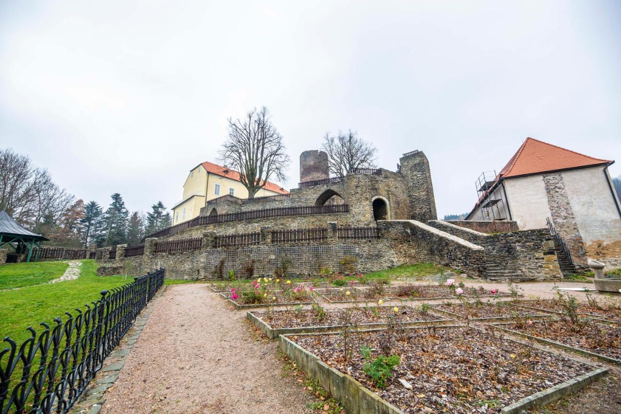 Penzion Hradu Svojanov Svojanov (Pardubice) Exterior foto